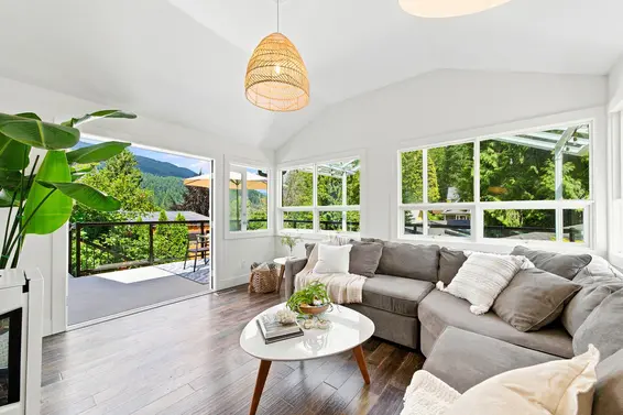 1942 Banbury Road, North Vancouver For Sale - image 10