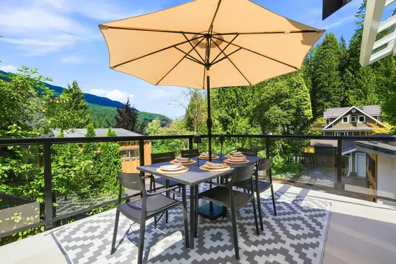 1942 Banbury Road, North Vancouver For Sale - image 12