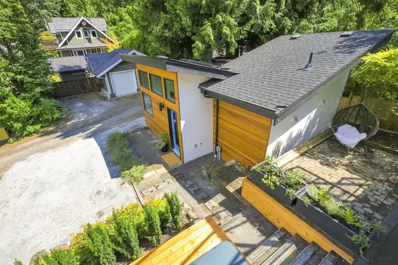 1942 Banbury Road, North Vancouver For Sale - image 27