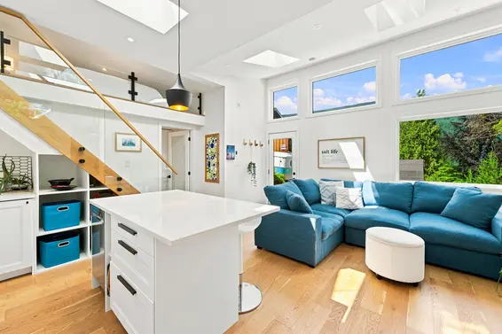 1942 Banbury Road, North Vancouver For Sale - image 31
