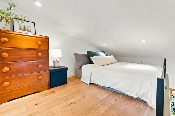 1942 Banbury Road, North Vancouver For Sale - image 34