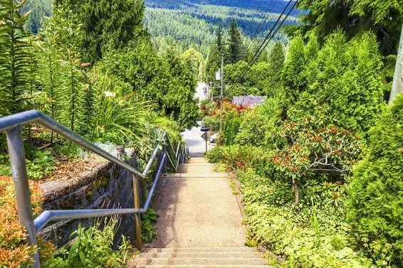 1942 Banbury Road, North Vancouver For Sale - image 40