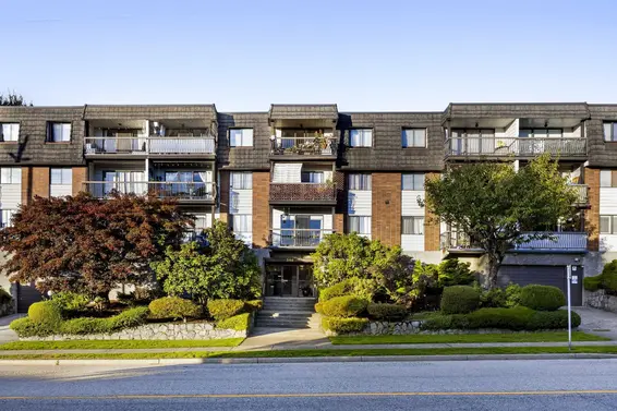 337 340 West 3rd Street, North Vancouver