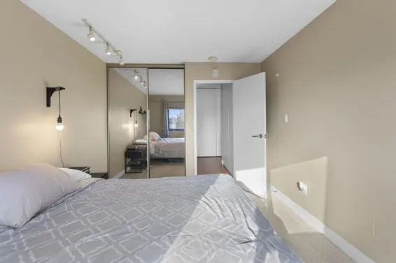337 340 West 3rd Street, North Vancouver For Sale - image 19