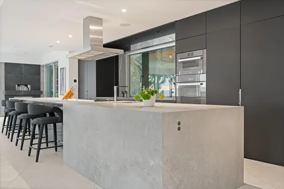 5225 Gulf Place, West Vancouver For Sale - image 11