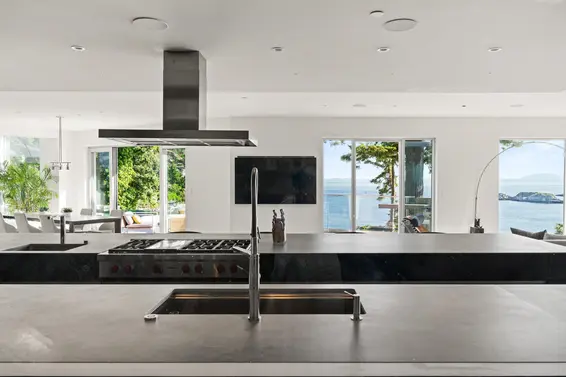 5225 Gulf Place, West Vancouver For Sale - image 14