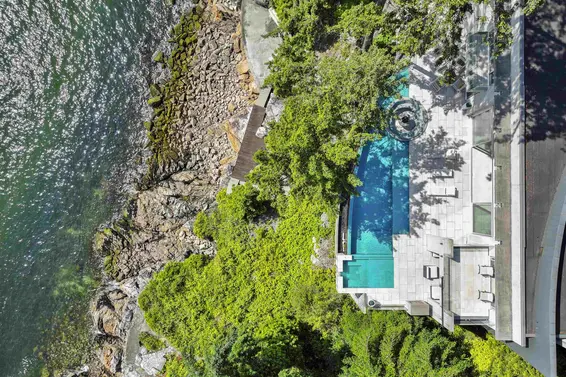 5225 Gulf Place, West Vancouver For Sale - image 3