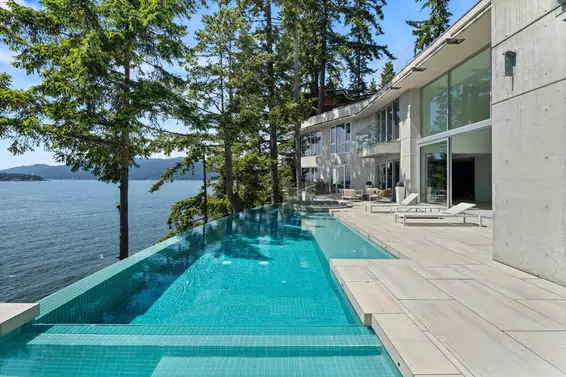 5225 Gulf Place, West Vancouver For Sale - image 31