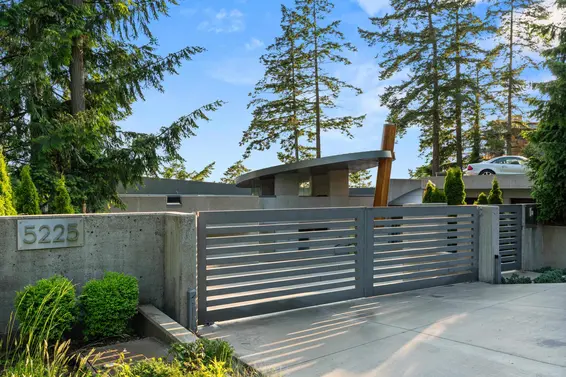 5225 Gulf Place, West Vancouver For Sale - image 40
