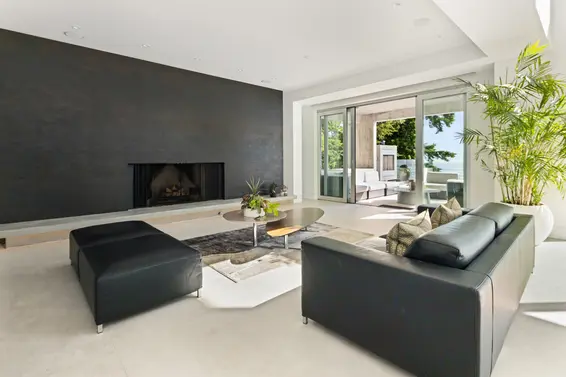 5225 Gulf Place, West Vancouver For Sale - image 6