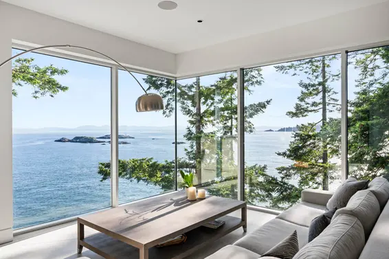 5225 Gulf Place, West Vancouver For Sale - image 8
