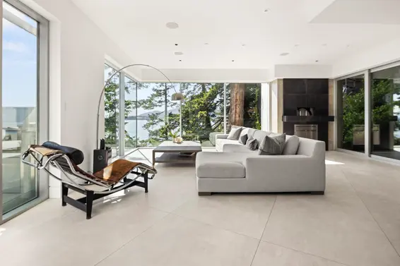 5225 Gulf Place, West Vancouver For Sale - image 9