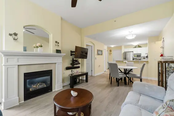 411 960 Lynn Valley Road, North Vancouver For Sale - image 10