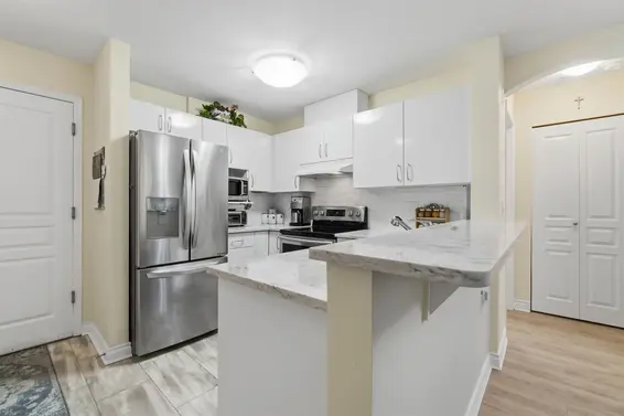 411 960 Lynn Valley Road, North Vancouver For Sale - image 6