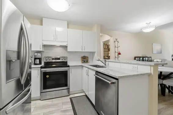 411 960 Lynn Valley Road, North Vancouver For Sale - image 7