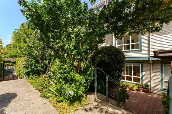 12 288 St. Davids Avenue, North Vancouver