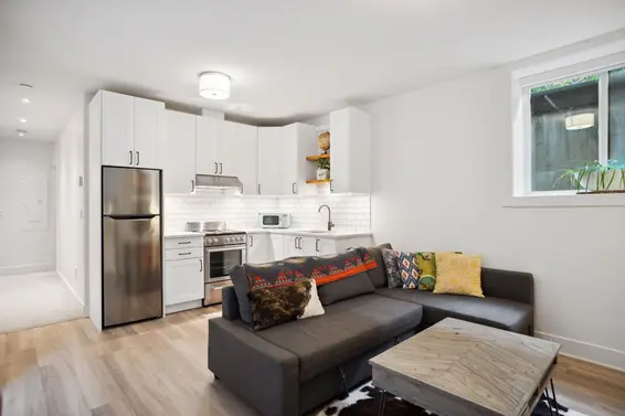 210 East 18th Street, North Vancouver For Sale - image 29