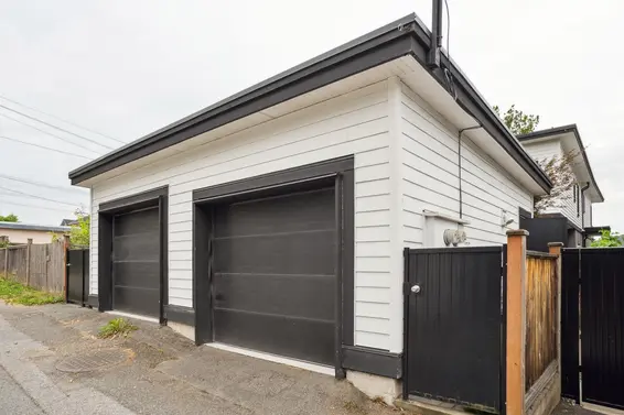 210 East 18th Street, North Vancouver For Sale - image 36