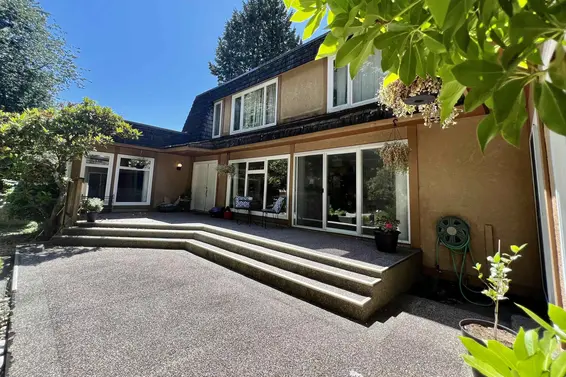 1366 Kings Avenue, West Vancouver