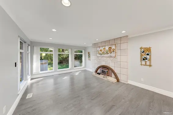 1366 Kings Avenue, West Vancouver For Sale - image 16