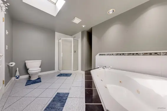 1366 Kings Avenue, West Vancouver For Sale - image 37