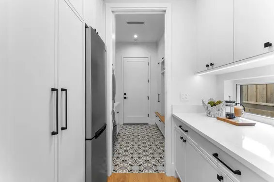 1204 Gladstone Avenue, North Vancouver For Sale - image 15