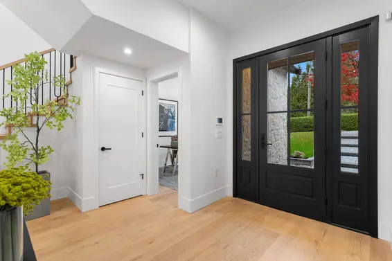 1204 Gladstone Avenue, North Vancouver For Sale - image 19