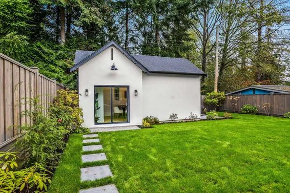 1204 Gladstone Avenue, North Vancouver For Sale - image 30