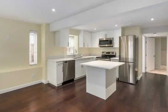 2513 Jones Avenue, North Vancouver For Sale - image 12