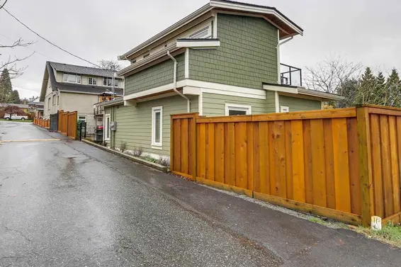 2513 Jones Avenue, North Vancouver For Sale - image 16