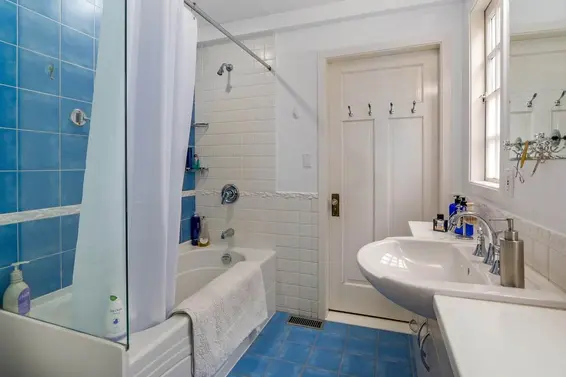 2513 Jones Avenue, North Vancouver For Sale - image 7