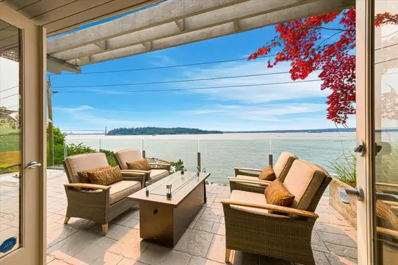 1952 Bellevue Avenue, West Vancouver
