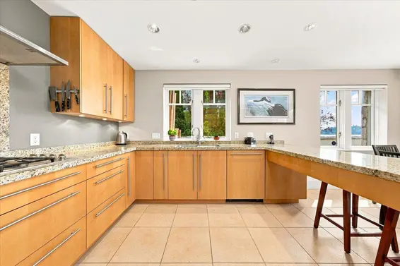 1952 Bellevue Avenue, West Vancouver For Sale - image 14