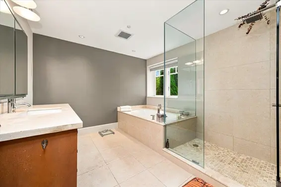 1952 Bellevue Avenue, West Vancouver For Sale - image 22