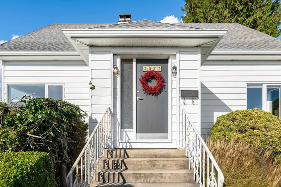 2077 Kings Avenue, West Vancouver For Sale - image 23