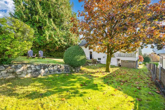 2077 Kings Avenue, West Vancouver For Sale - image 24