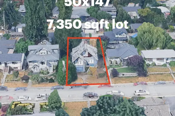 428 East 14th Street, North Vancouver For Sale - image 2