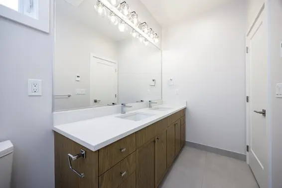 336 East 17th Street, North Vancouver For Sale - image 26
