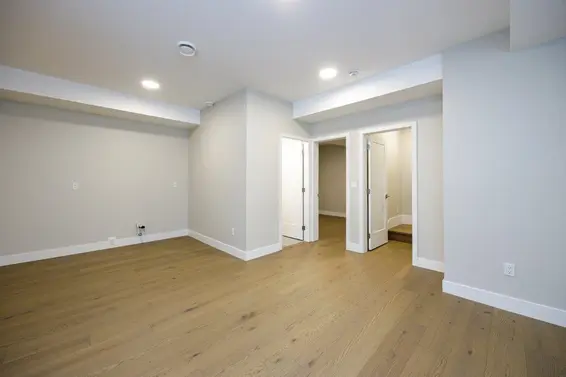 336 East 17th Street, North Vancouver For Sale - image 31
