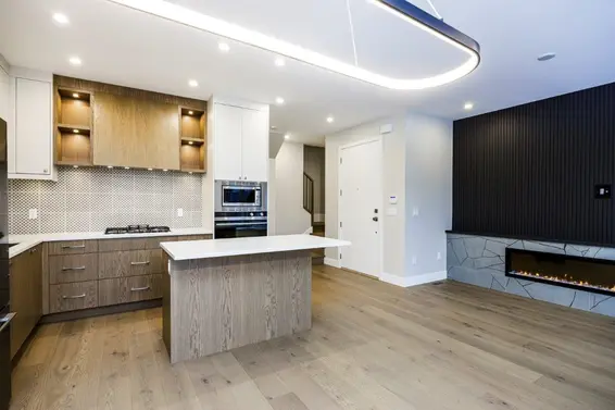 336 East 17th Street, North Vancouver For Sale - image 9