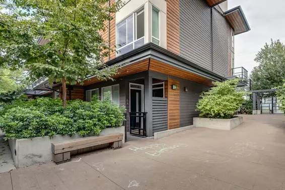 8 533 East 3rd Street, North Vancouver For Sale - image 33