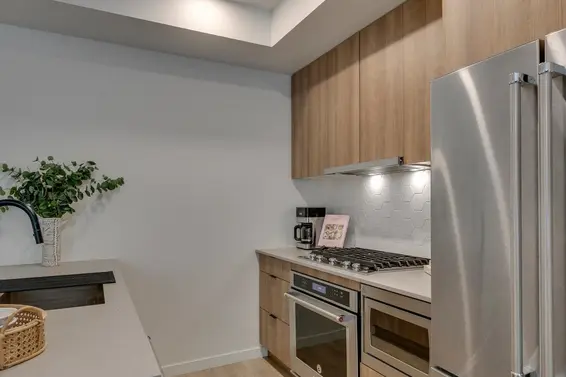 8 533 East 3rd Street, North Vancouver For Sale - image 9