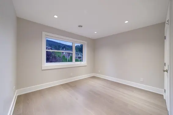 517 Granada Crescent, North Vancouver For Sale - image 21