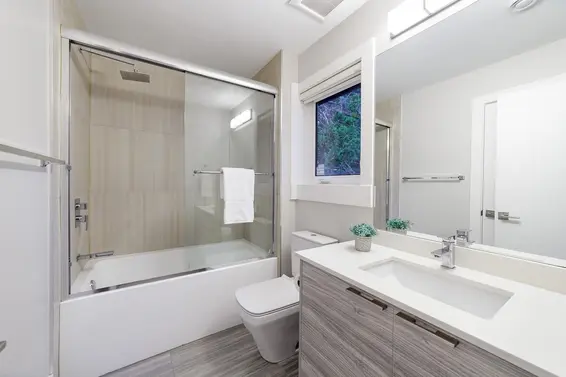 517 Granada Crescent, North Vancouver For Sale - image 22