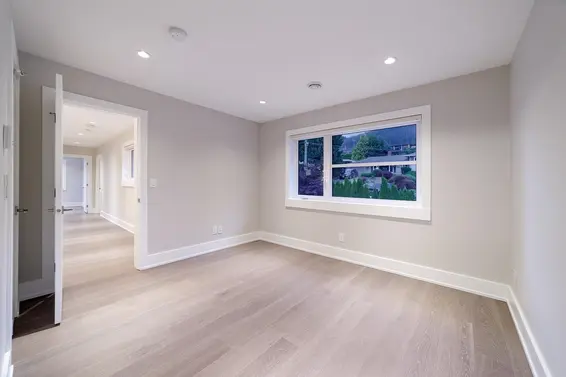 517 Granada Crescent, North Vancouver For Sale - image 24