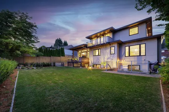 517 Granada Crescent, North Vancouver For Sale - image 33