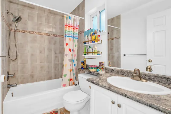 2 250 East Keith Road Road, North Vancouver For Sale - image 25
