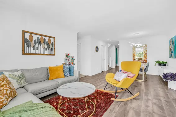 2 250 East Keith Road Road, North Vancouver For Sale - image 6