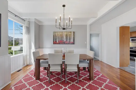 424 East Keith Road, North Vancouver For Sale - image 10