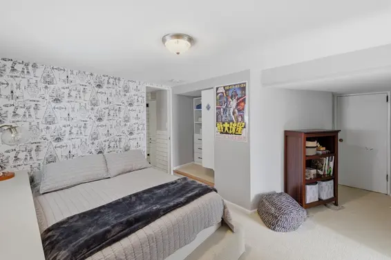 424 East Keith Road, North Vancouver For Sale - image 28